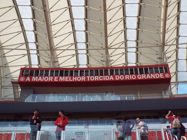 試圖通過提 試圖通過提